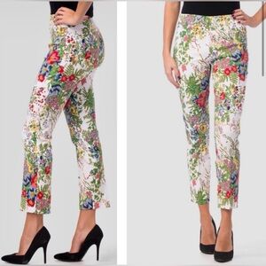 New Women's Rayon Catherine
Malandrino Floral Pull On Pants S